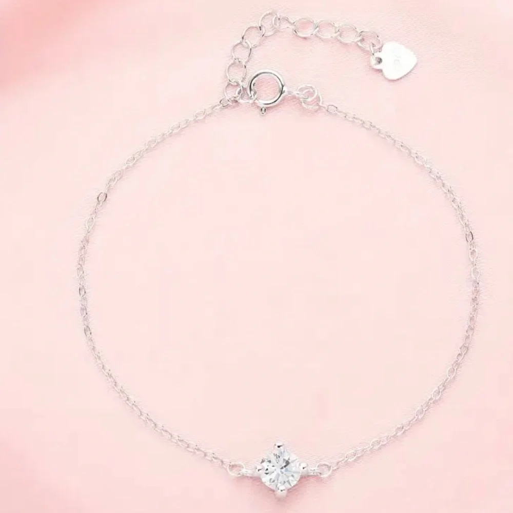 925 Sterling Silver 4-Prong Round White Zircon Charm Bracelet New in Packaging